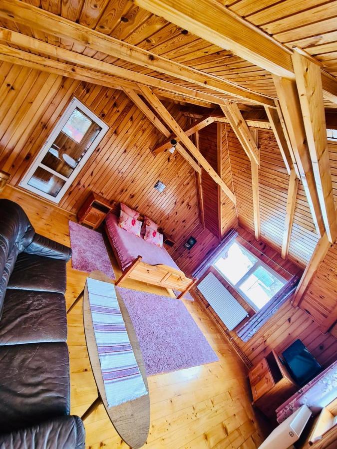 Cabana Vanatorilor Poiana Mărului Exteriér fotografie